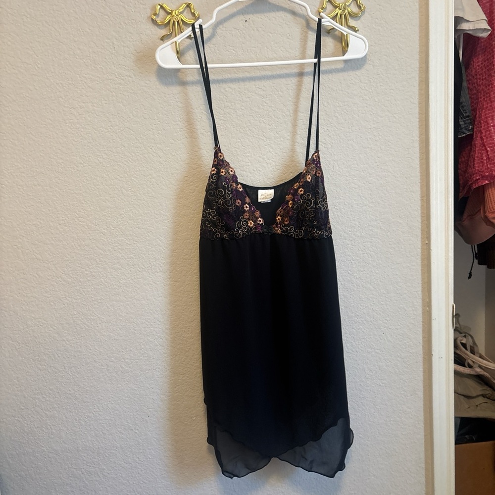 Gilligan & O'Malley Black Asymmetrical Embellished Camisole